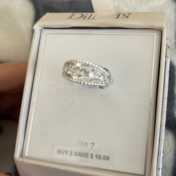 NIB Bling Band Ring Size 7 - Picture 2 of 7